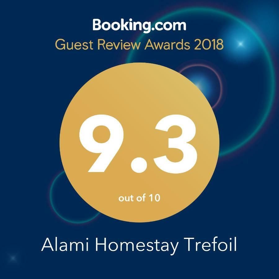 Alami Homestay Trefoil Kuala Selangor Eksteriør billede